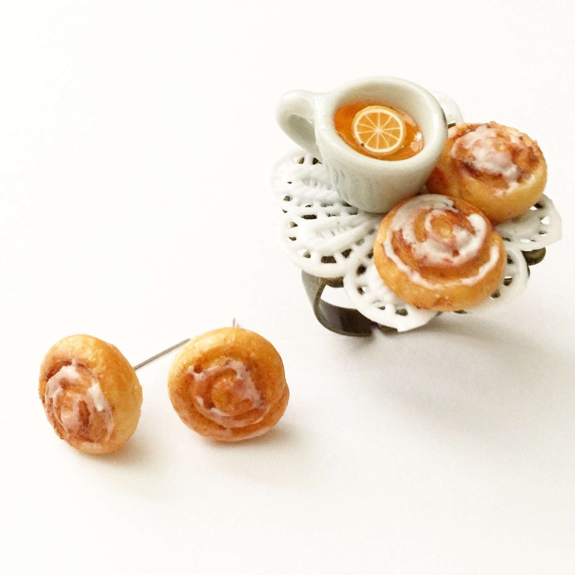 cinnamon rolls and tea ring - Jillicious charms and accessories
