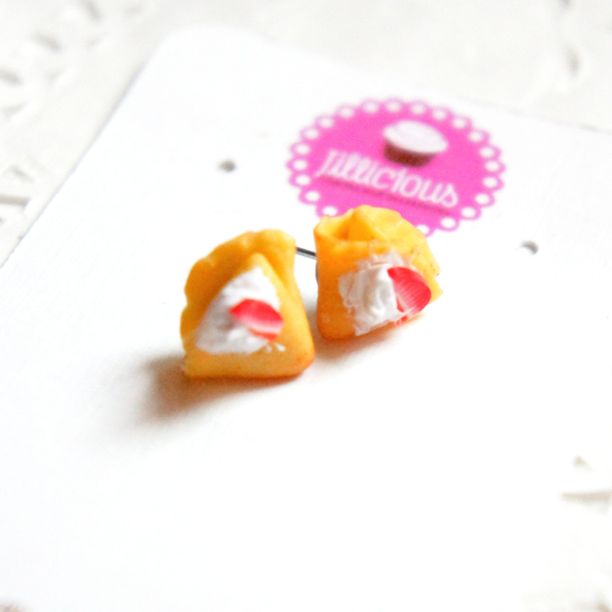 Crepe Stud Earrings