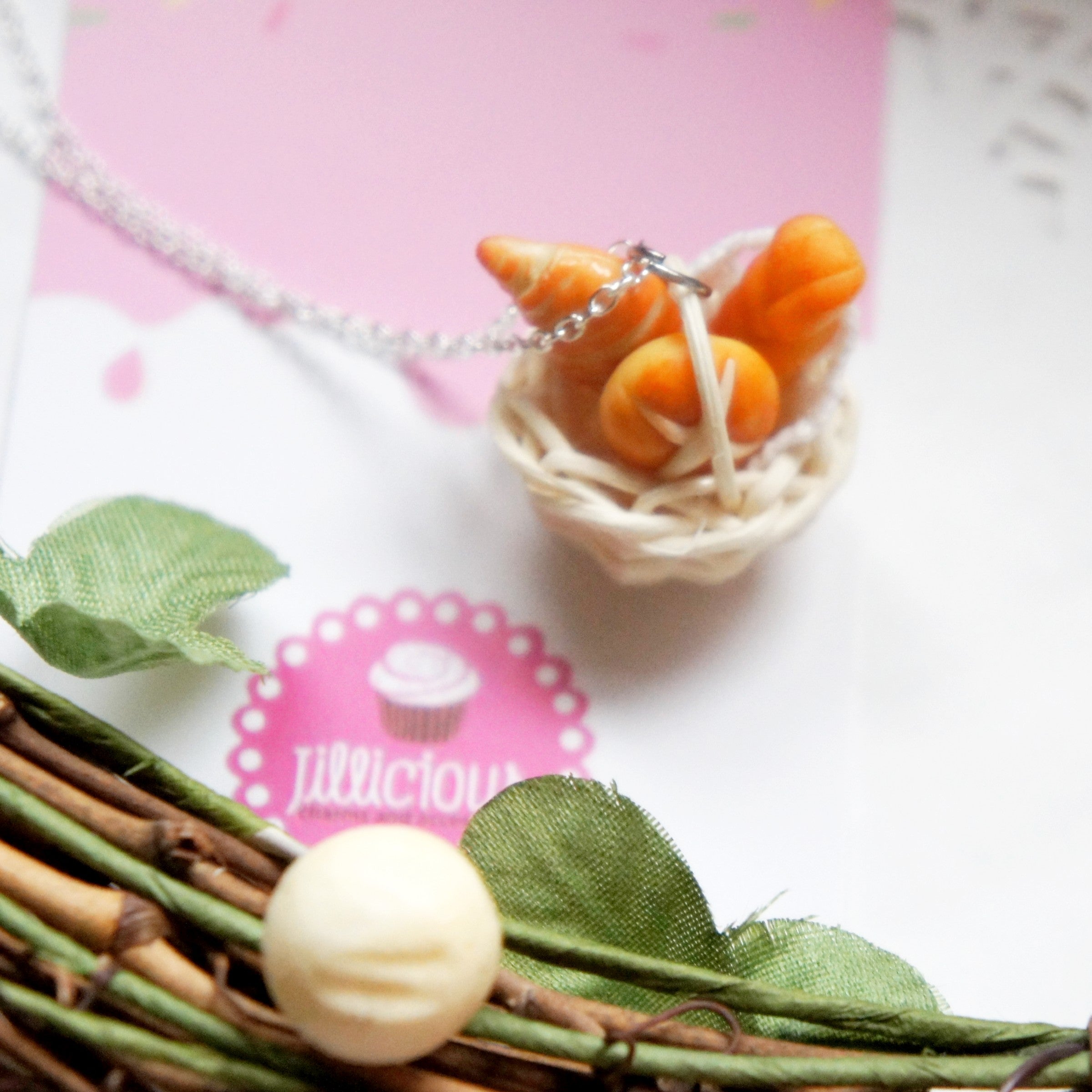 Bread Basket Necklace