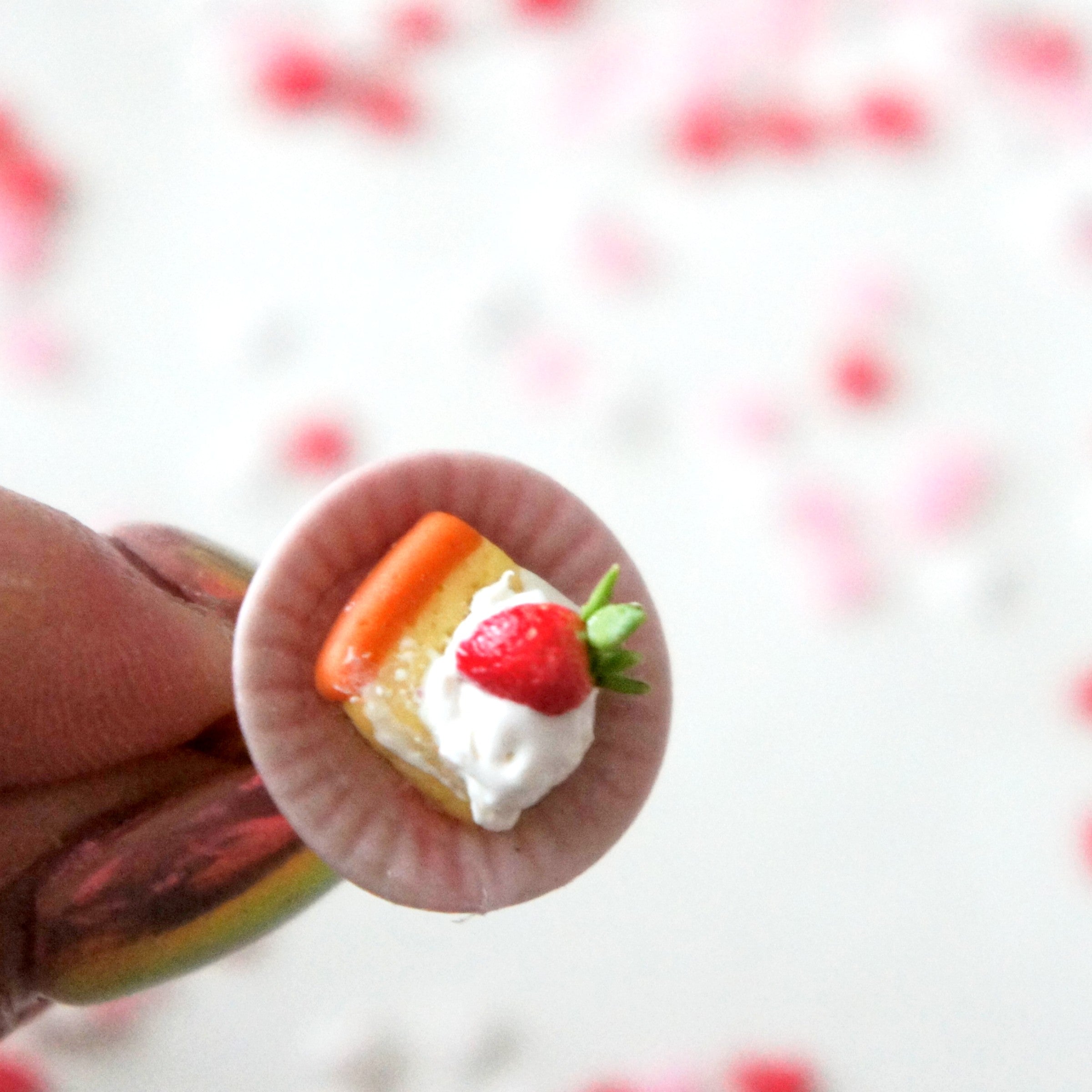 Strawberry Pound Cake Ring
