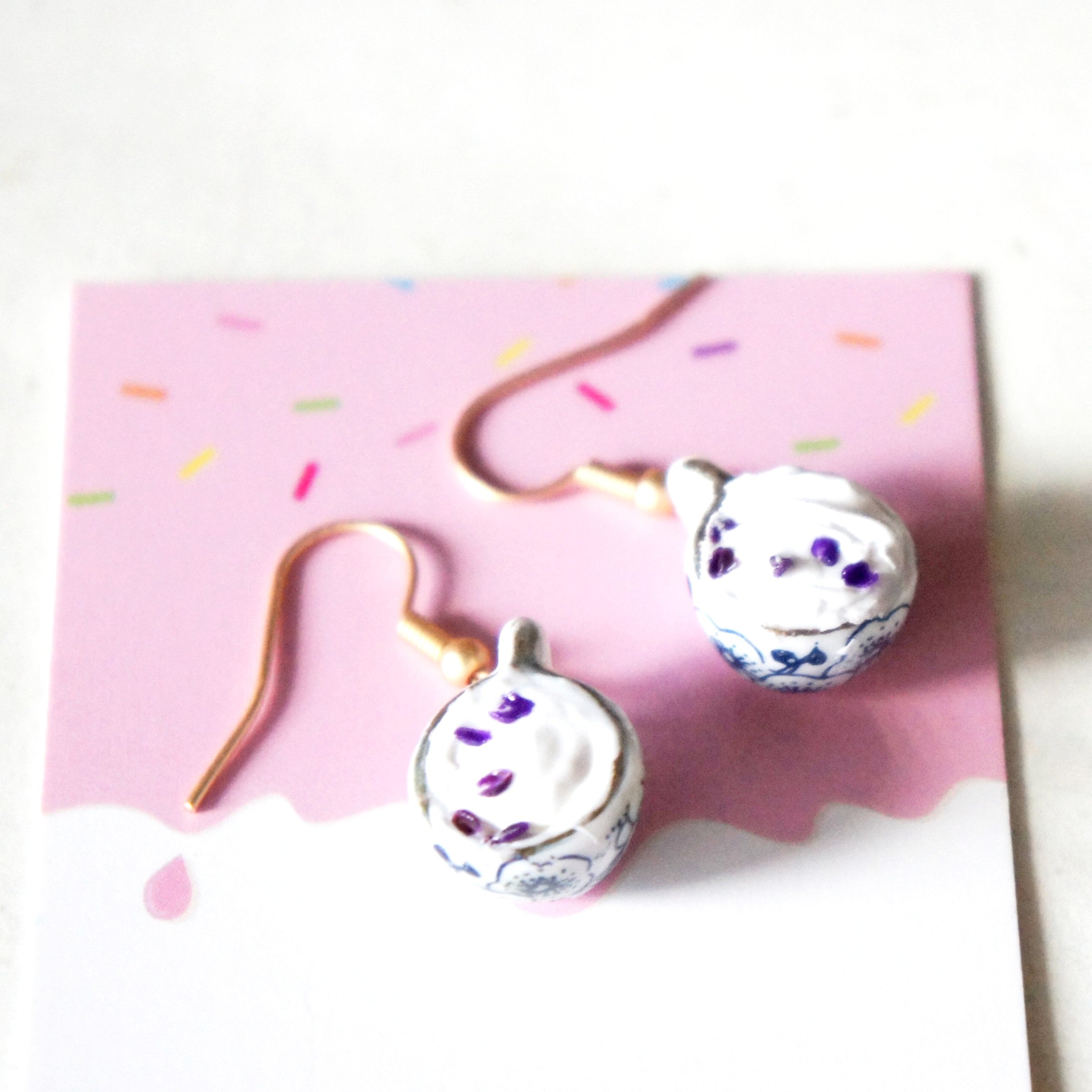 London Fog Latte Dangling Earrings
