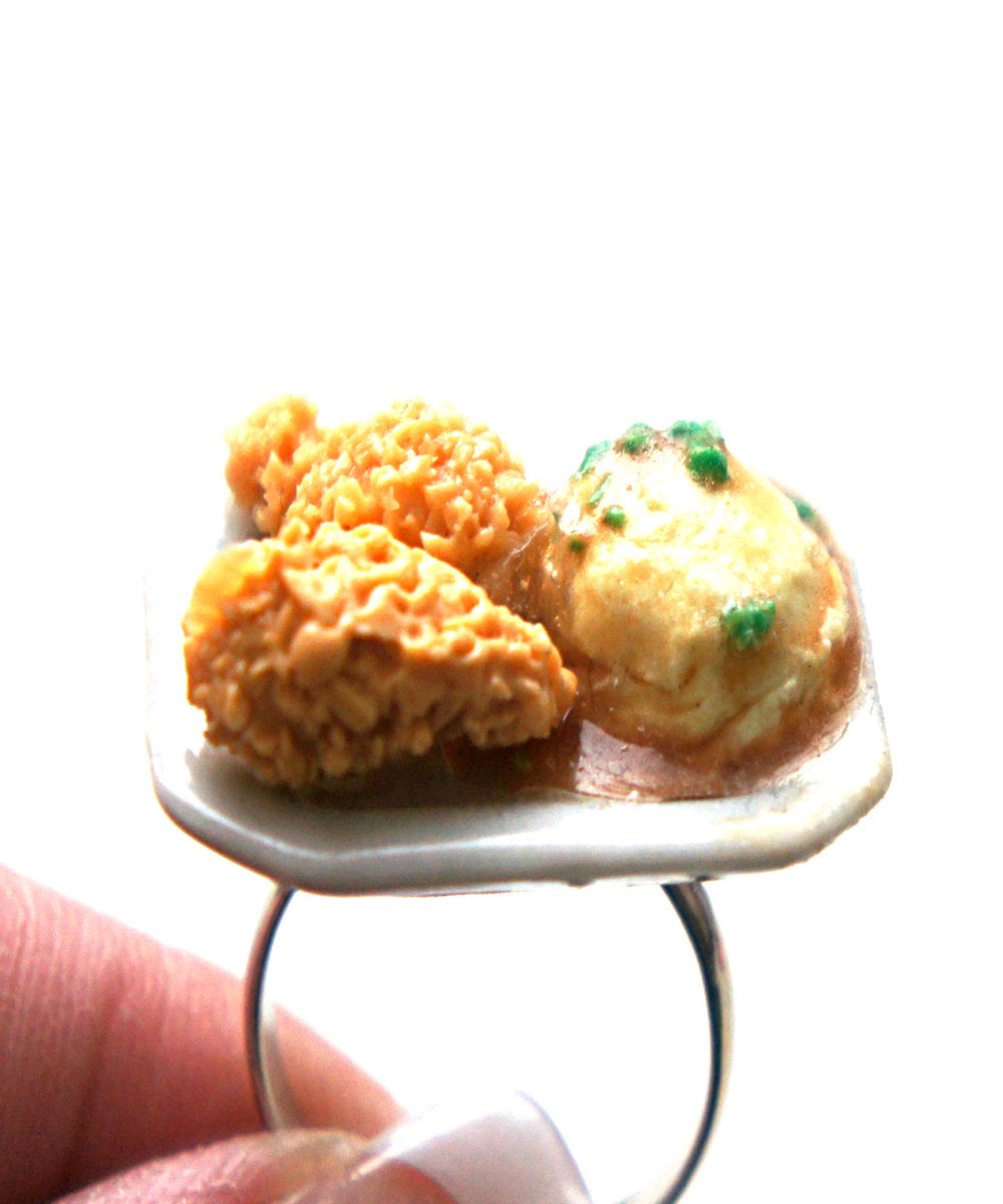 Fried Chicken and Gravy Ring - Jillicious charms and accessories