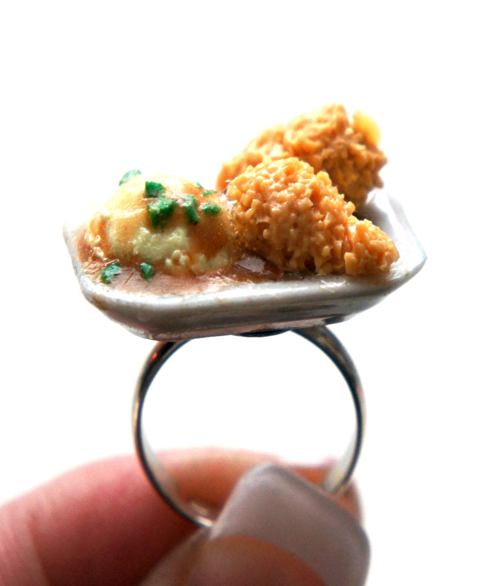 Fried Chicken and Gravy Ring - Jillicious charms and accessories