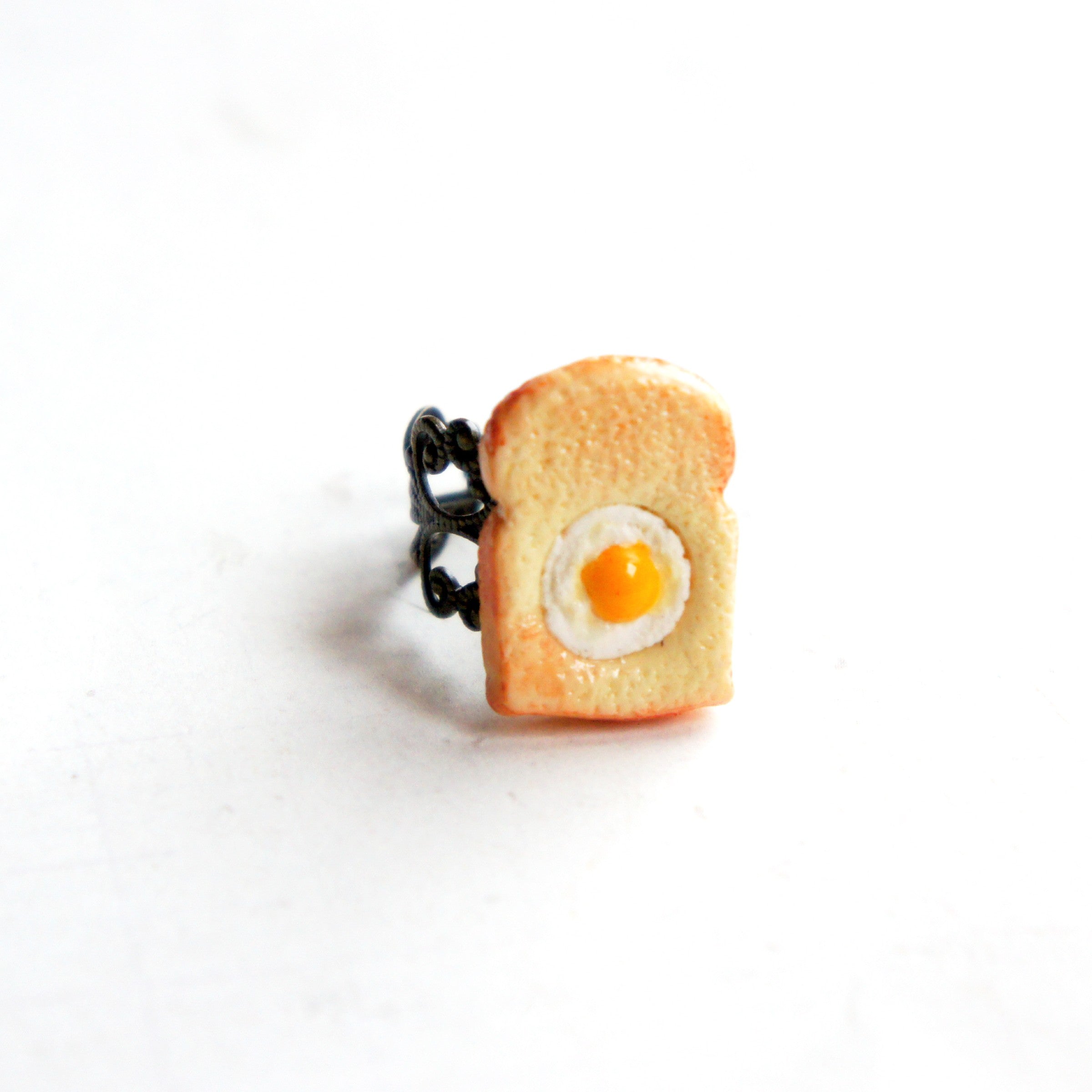 Egg in a Basket Ring - Jillicious charms and accessories