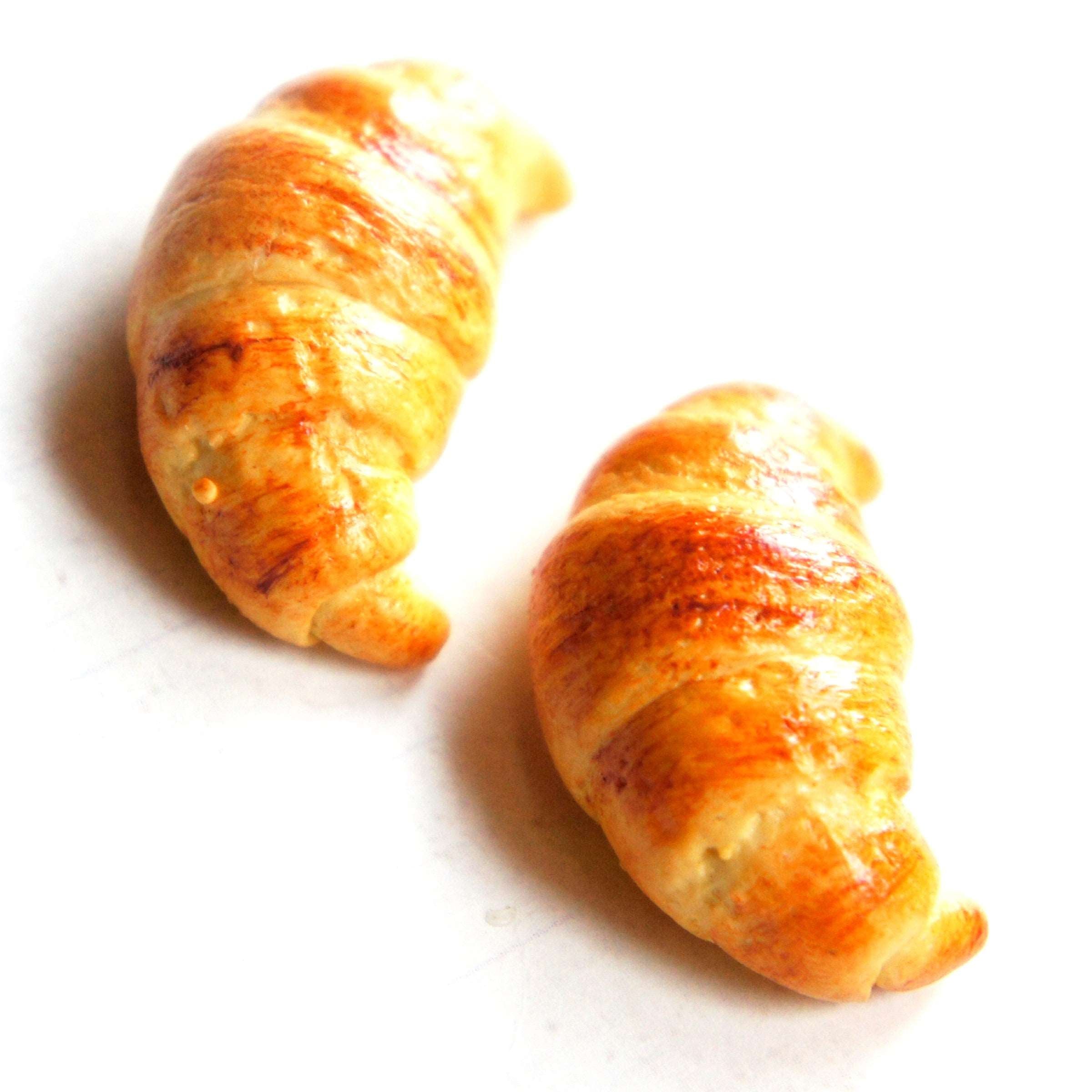 Croissant Magnet - Jillicious charms and accessories