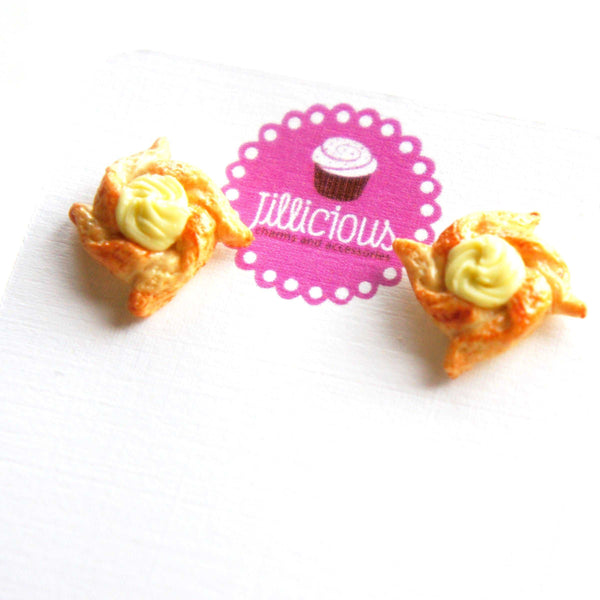 Custard Pinwheel Pastry Earrings - Jillicious charms and accessories