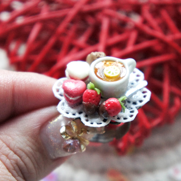 Valentine's French Macarons and Strawberries Tea Ring