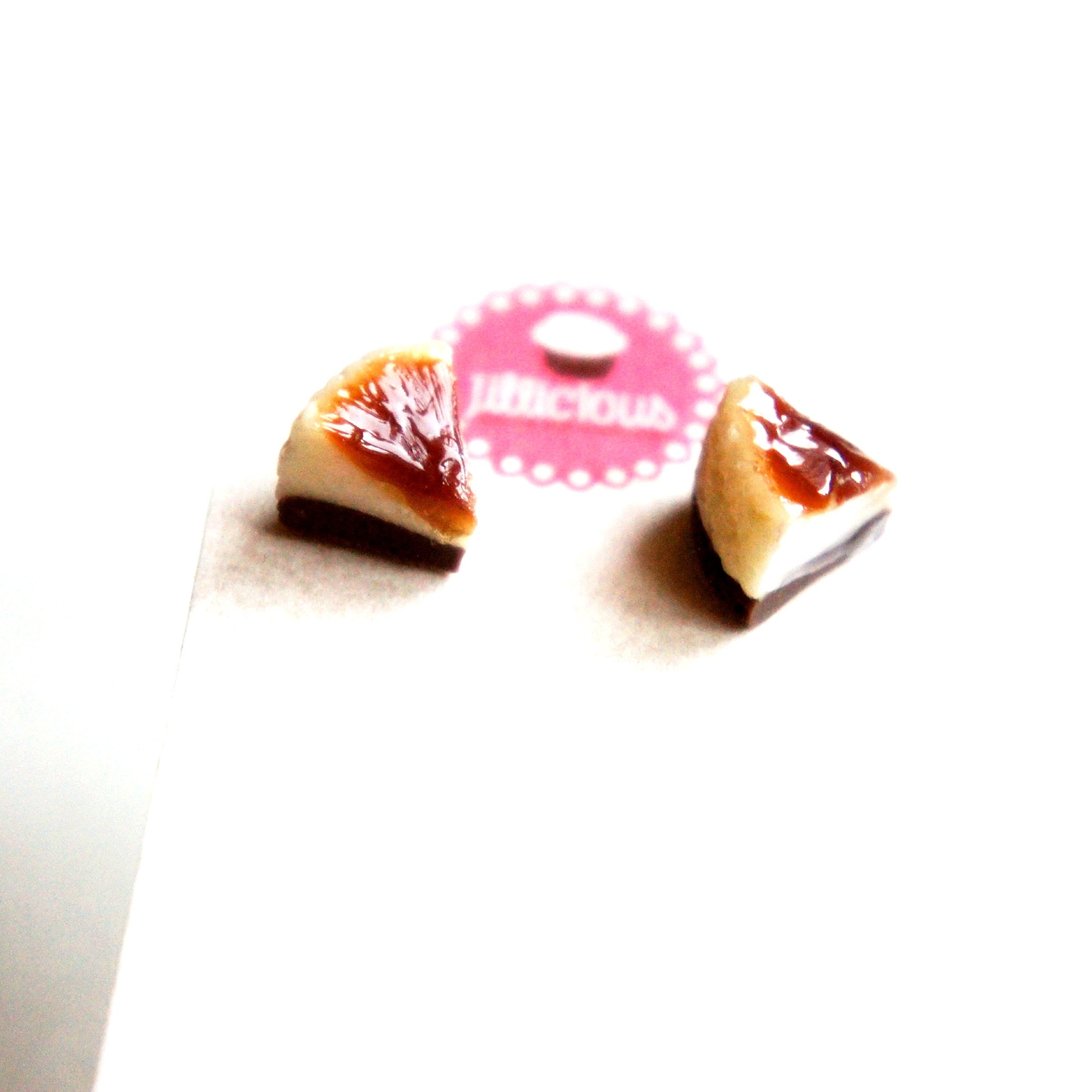 Flan Stud Earrings