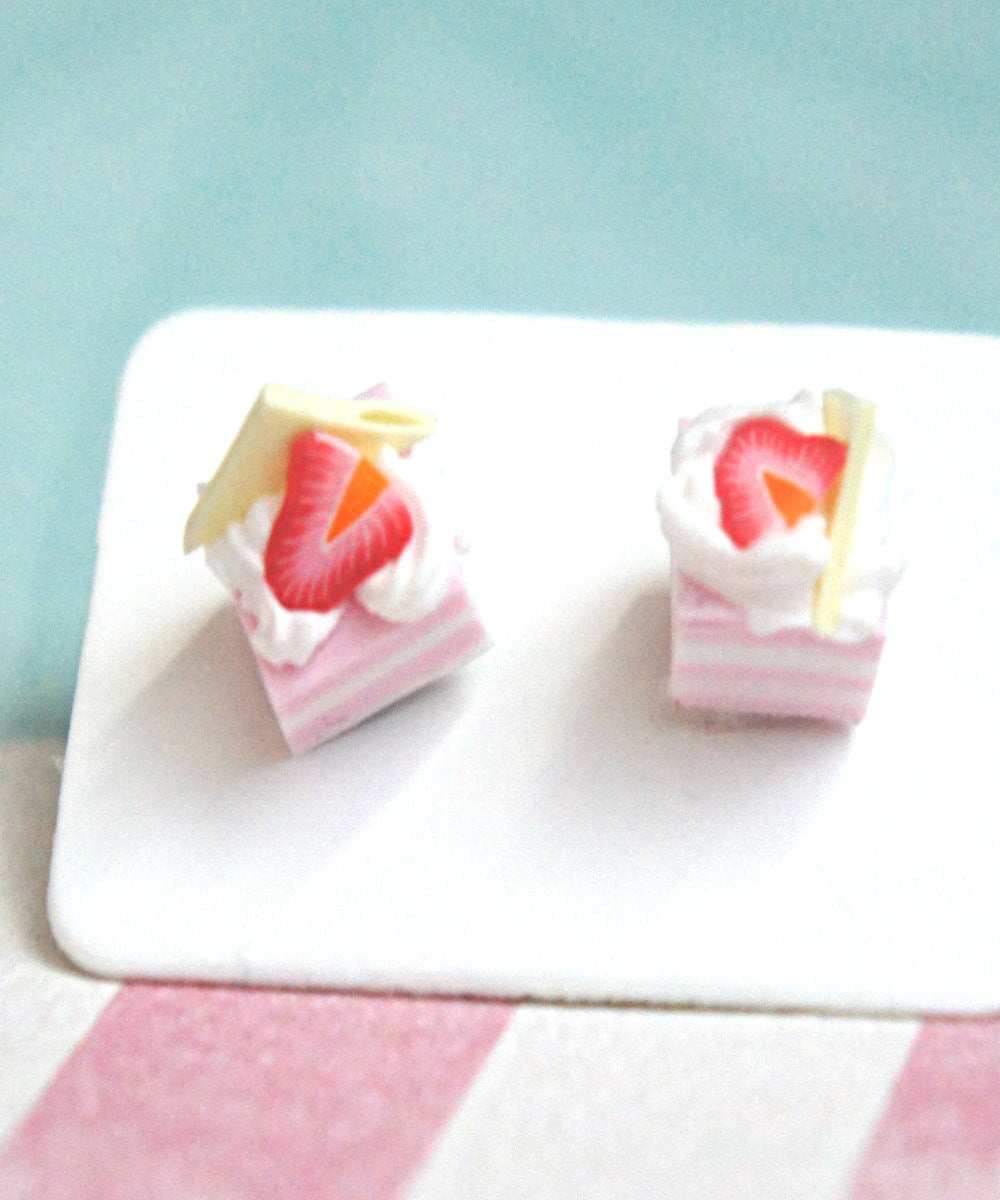 Strawberry Shortcake Stud Earrings - Jillicious charms and accessories